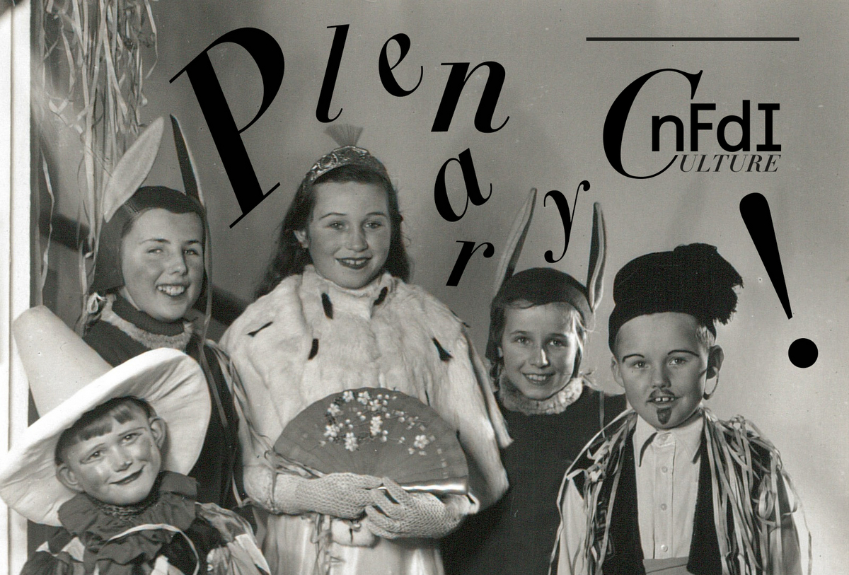 Kindergruppe in Faschingskostümen in Roßwein